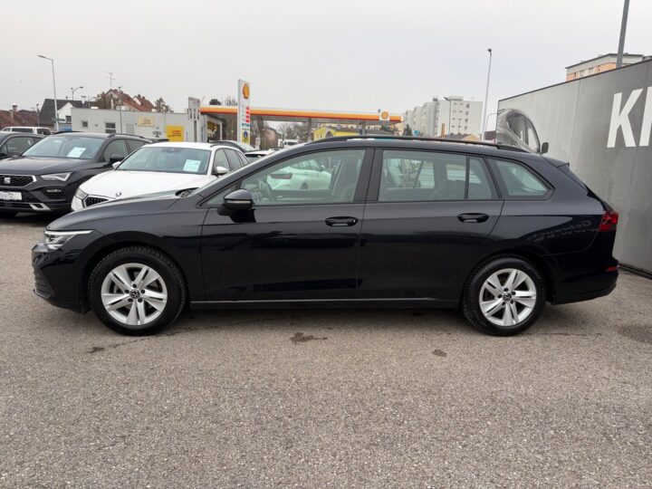 Abbildung Fahrzeugdetailansicht Volkswagen Golf Variant - Nr. 5