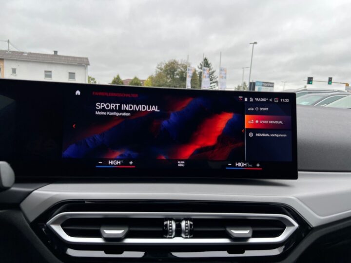 Abbildung Fahrzeugdetailansicht BMW 318 - Nr. 23