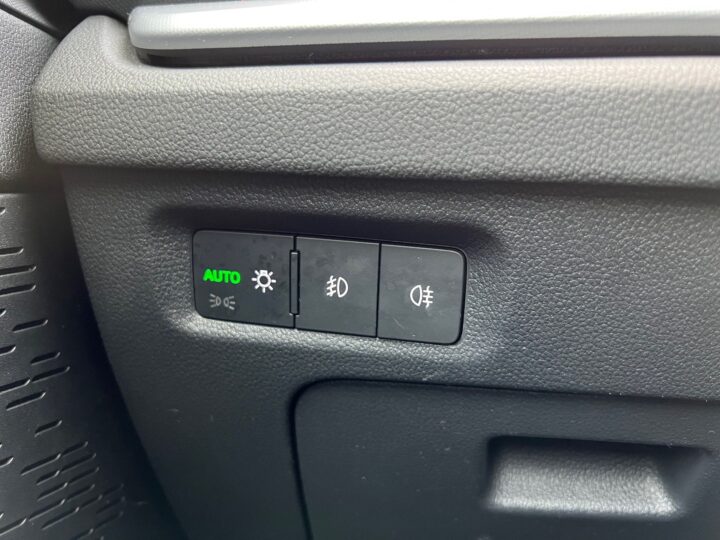 Abbildung Fahrzeugdetailansicht Skoda Octavia - Nr. 43