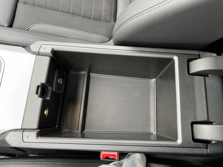 Abbildung Fahrzeugdetailansicht BMW 318 - Nr. 29