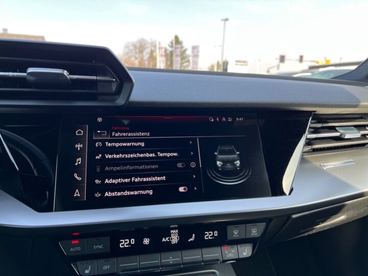 Abbildung Fahrzeugdetailansicht Audi A3 - Nr. 24