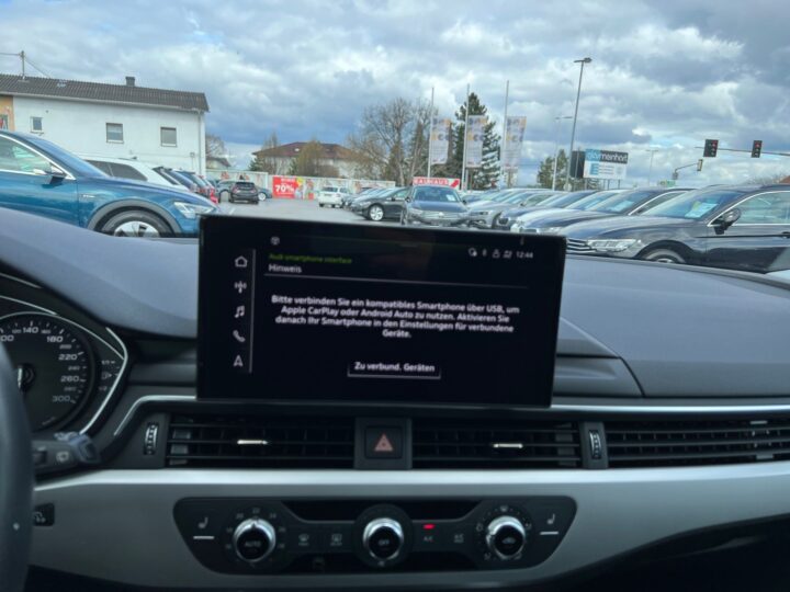 Abbildung Fahrzeugdetailansicht Audi A4 - Nr. 21