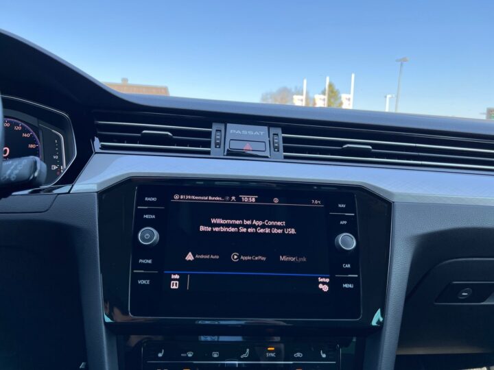 Abbildung Fahrzeugdetailansicht Volkswagen Passat Variant - Nr. 22