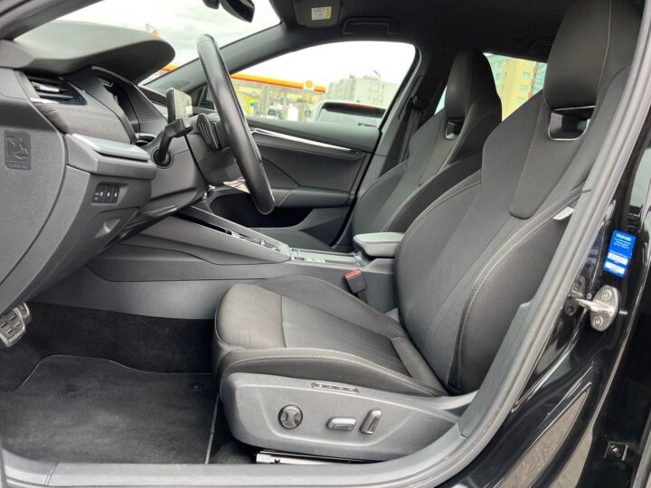 Abbildung Fahrzeugdetailansicht Skoda Octavia - Nr. 12