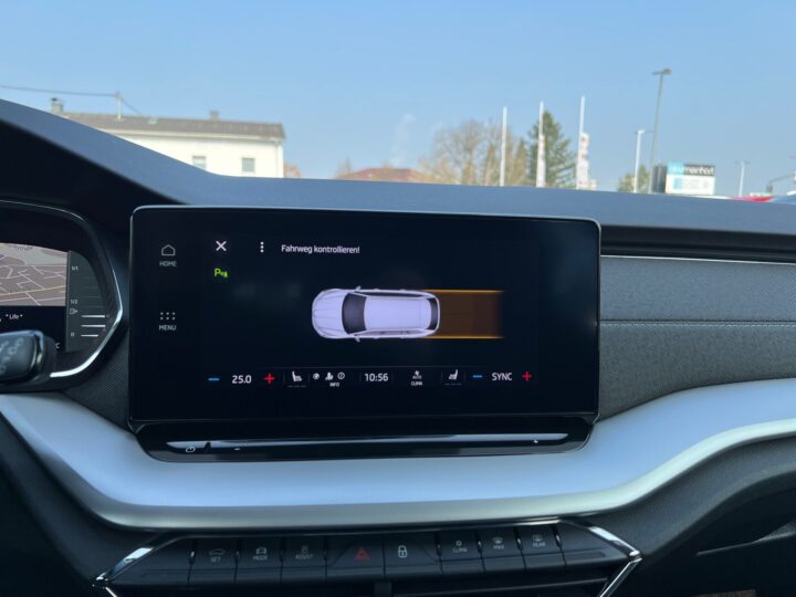 Abbildung Fahrzeugdetailansicht Skoda Octavia - Nr. 27