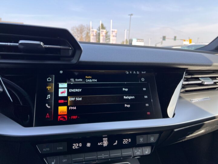 Abbildung Fahrzeugdetailansicht Audi A3 - Nr. 19