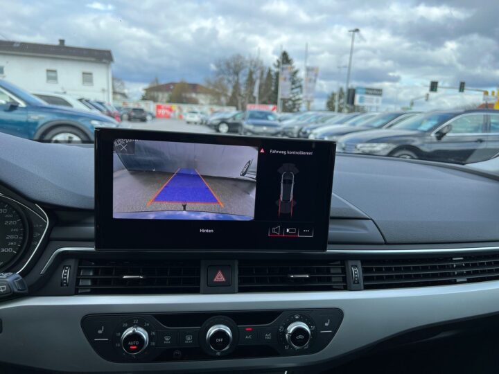 Abbildung Fahrzeugdetailansicht Audi A4 - Nr. 23