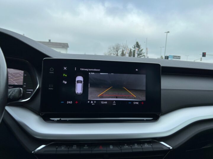 Abbildung Fahrzeugdetailansicht Skoda Octavia - Nr. 27