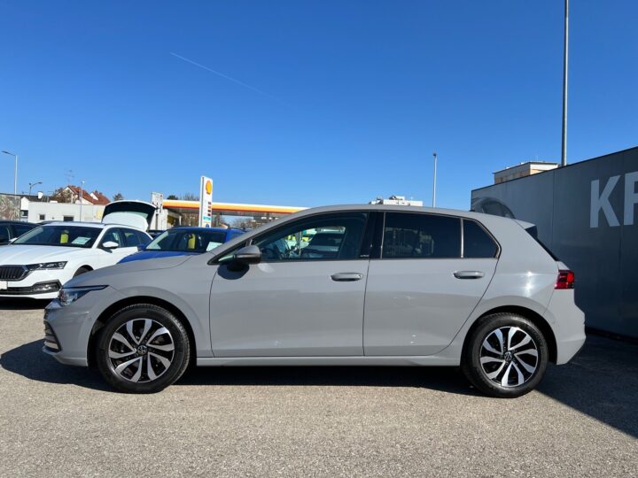 Abbildung Fahrzeugdetailansicht Volkswagen Golf - Nr. 5