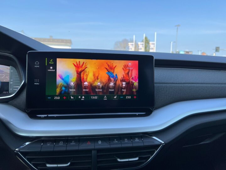 Abbildung Fahrzeugdetailansicht Skoda Octavia - Nr. 21