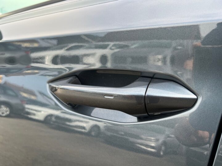 Abbildung Fahrzeugdetailansicht Skoda Enyaq - Nr. 38