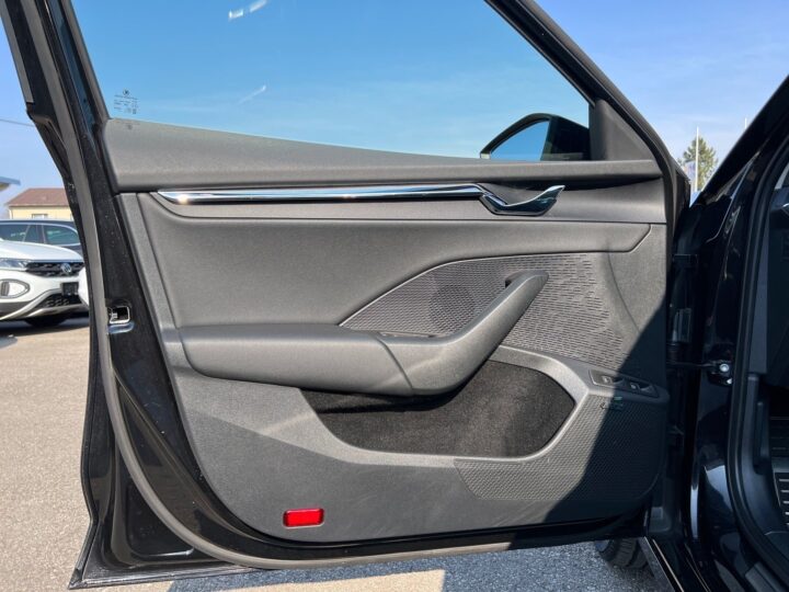 Abbildung Fahrzeugdetailansicht Skoda Octavia - Nr. 30