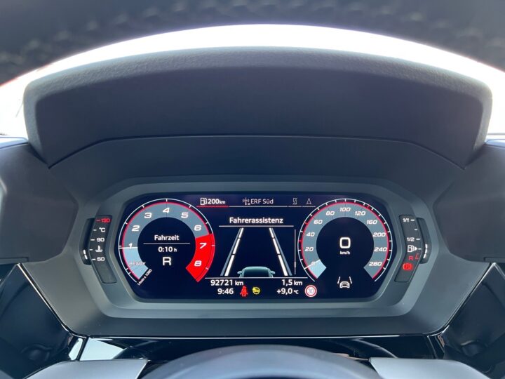 Abbildung Fahrzeugdetailansicht Audi A3 - Nr. 17