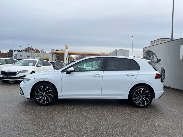 Abbildung Fahrzeugdetailansicht Volkswagen Golf - Nr. 5