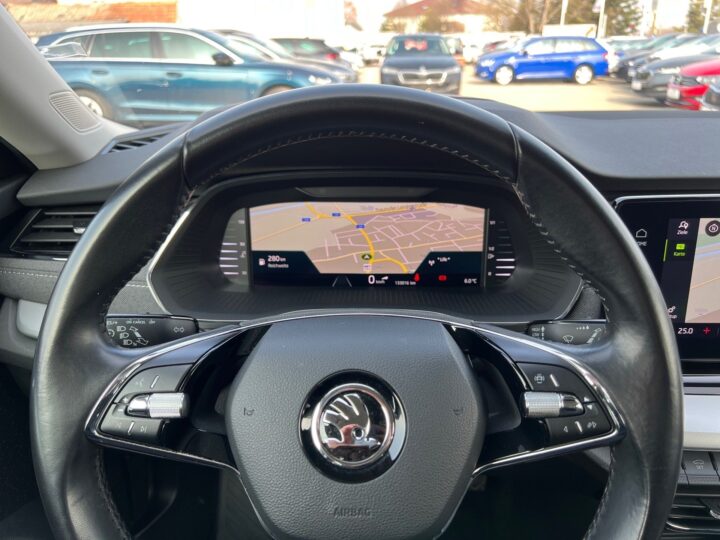 Abbildung Fahrzeugdetailansicht Skoda Octavia - Nr. 15