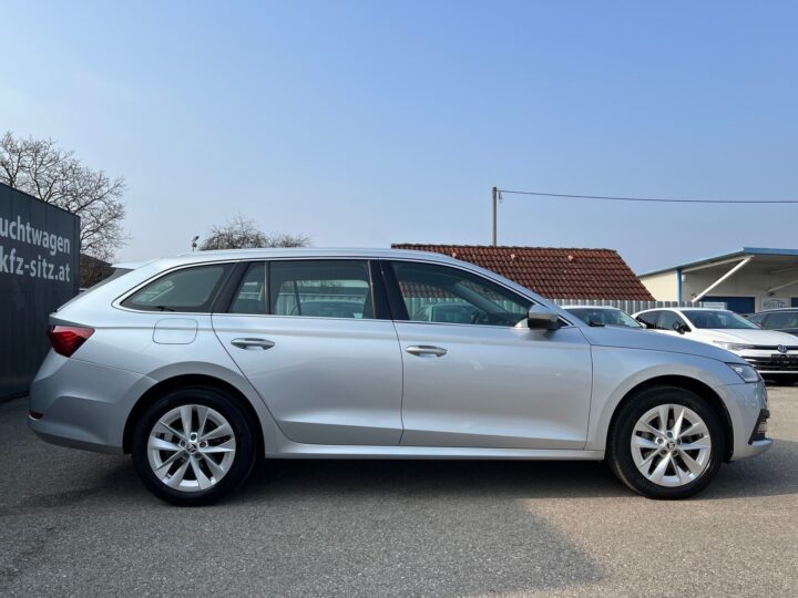 Abbildung Fahrzeugdetailansicht Skoda Octavia - Nr. 1