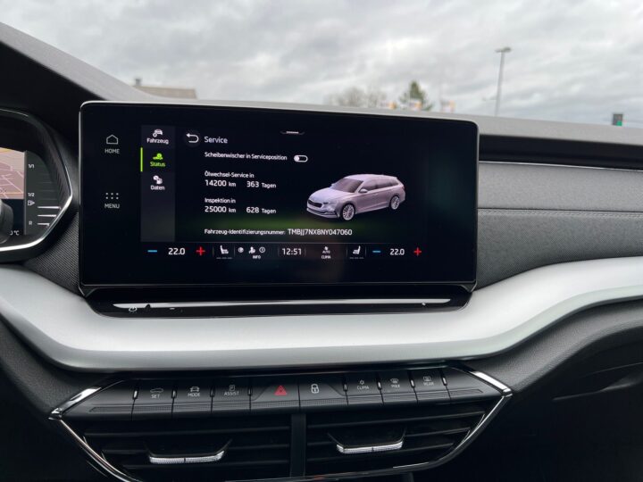 Abbildung Fahrzeugdetailansicht Skoda Octavia - Nr. 26