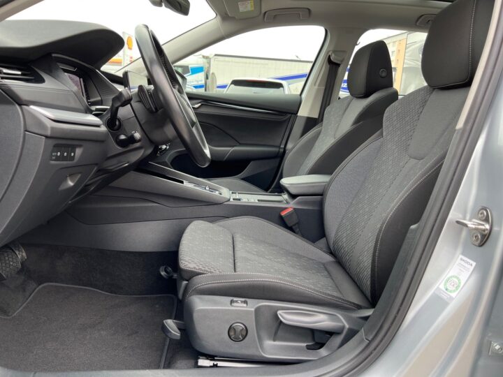 Abbildung Fahrzeugdetailansicht Skoda Octavia - Nr. 12