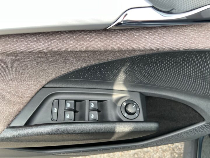 Abbildung Fahrzeugdetailansicht Skoda Enyaq - Nr. 31