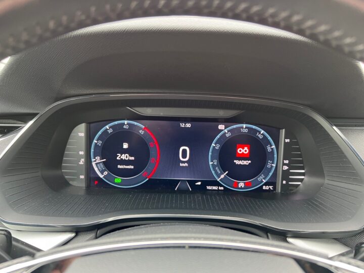 Abbildung Fahrzeugdetailansicht Skoda Octavia - Nr. 16