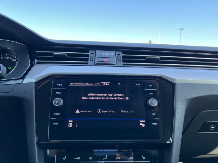 Abbildung Fahrzeugdetailansicht Volkswagen Passat Variant - Nr. 21