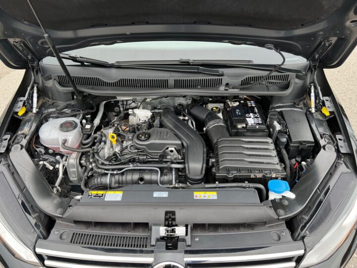 Abbildung Fahrzeugdetailansicht Volkswagen Touran - Nr. 35