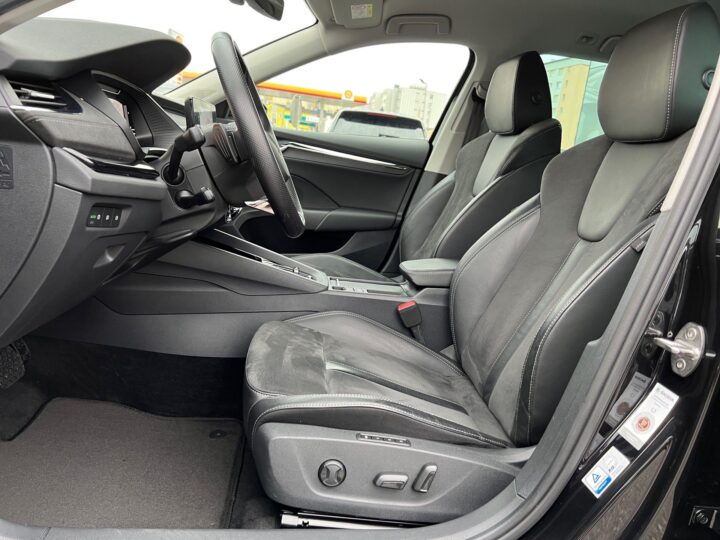 Abbildung Fahrzeugdetailansicht Skoda Octavia - Nr. 12