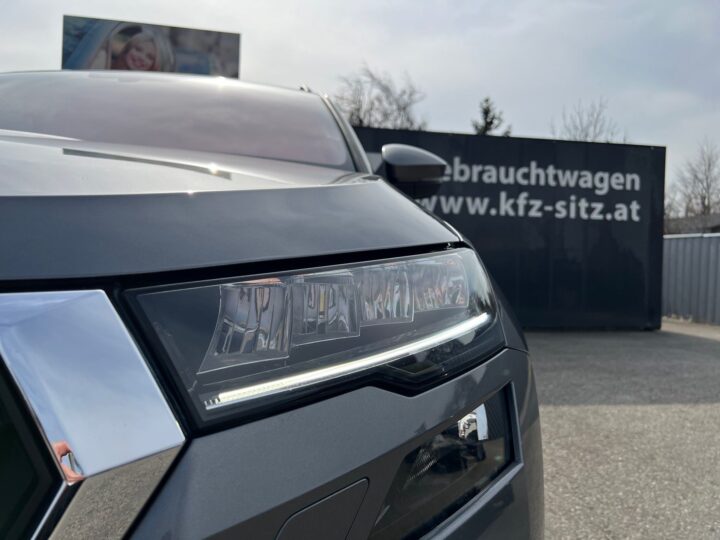 Abbildung Fahrzeugdetailansicht Skoda Karoq - Nr. 35