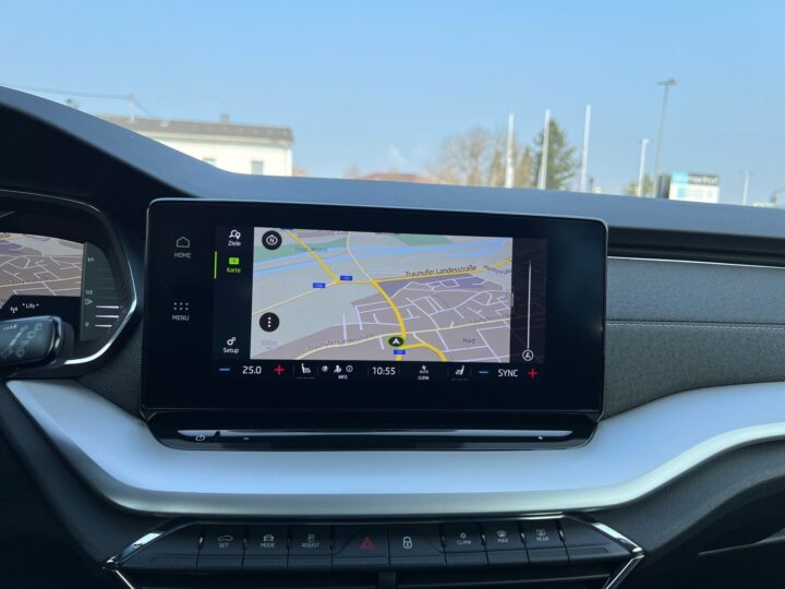 Abbildung Fahrzeugdetailansicht Skoda Octavia - Nr. 25