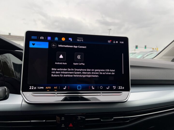 Abbildung Fahrzeugdetailansicht Volkswagen Golf - Nr. 21