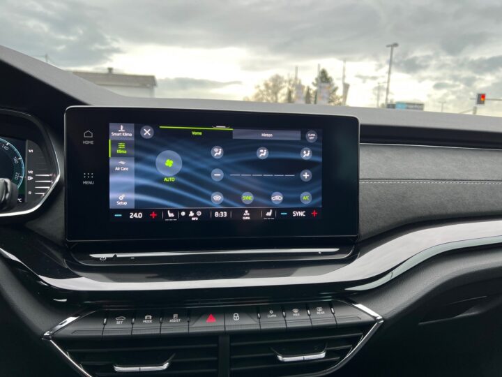 Abbildung Fahrzeugdetailansicht Skoda Octavia - Nr. 26