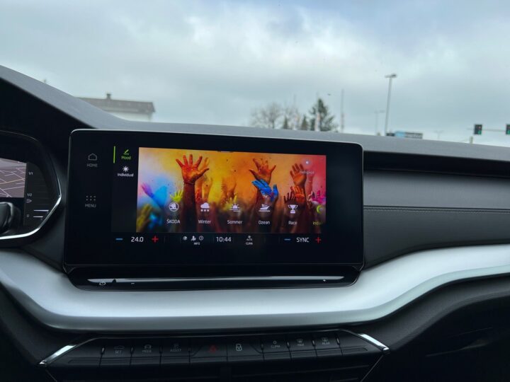 Abbildung Fahrzeugdetailansicht Skoda Octavia - Nr. 22