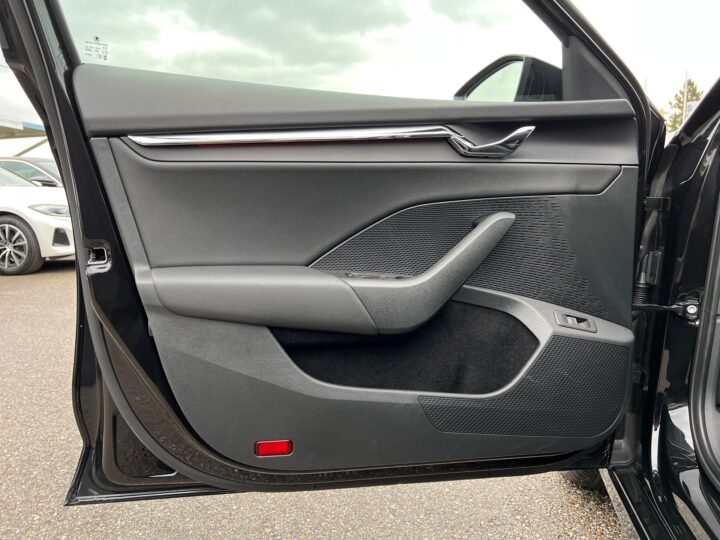 Abbildung Fahrzeugdetailansicht Skoda Octavia - Nr. 30