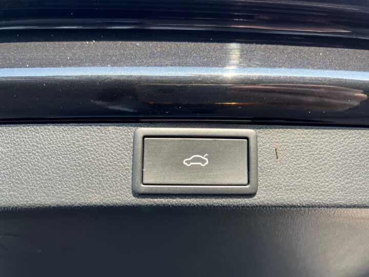 Abbildung Fahrzeugdetailansicht Skoda Octavia - Nr. 38