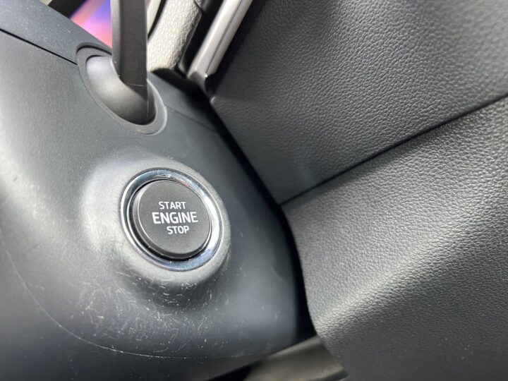 Abbildung Fahrzeugdetailansicht Skoda Karoq - Nr. 43