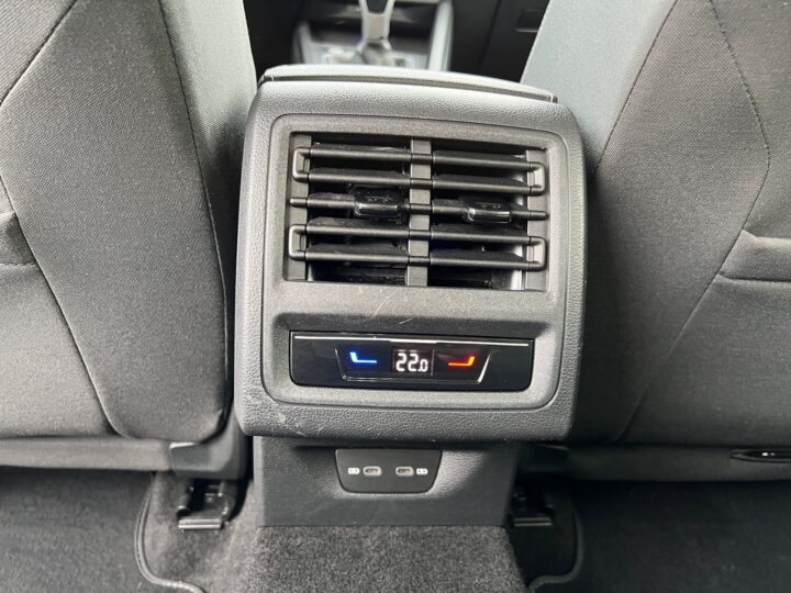 Abbildung Fahrzeugdetailansicht Volkswagen Golf - Nr. 31