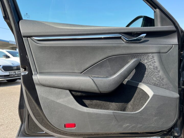 Abbildung Fahrzeugdetailansicht Skoda Octavia - Nr. 29