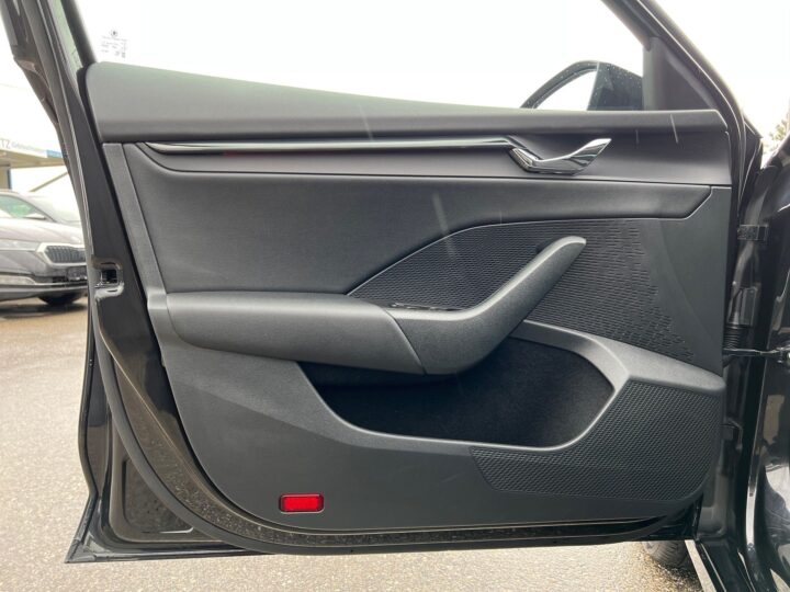 Abbildung Fahrzeugdetailansicht Skoda Octavia - Nr. 29