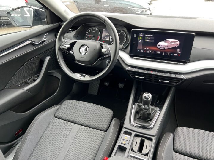 Abbildung Fahrzeugdetailansicht Skoda Octavia - Nr. 11