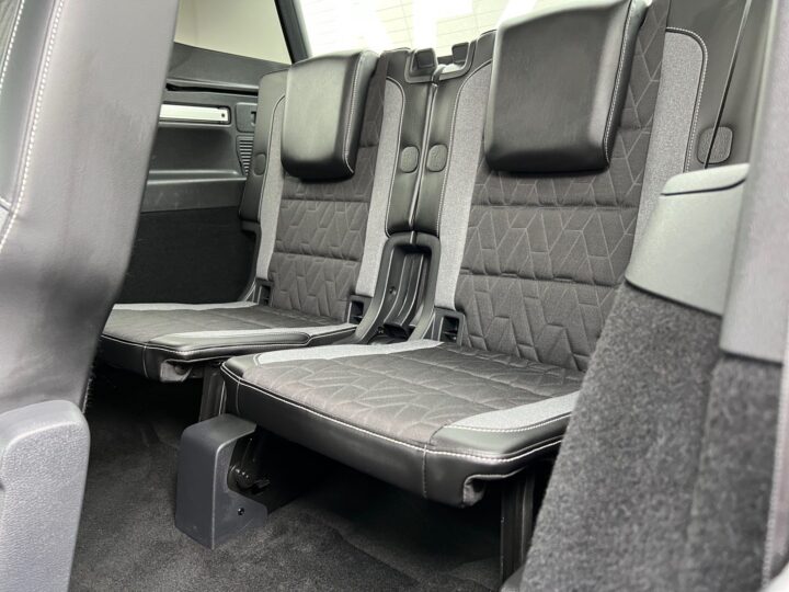 Abbildung Fahrzeugdetailansicht Volkswagen Touran - Nr. 33