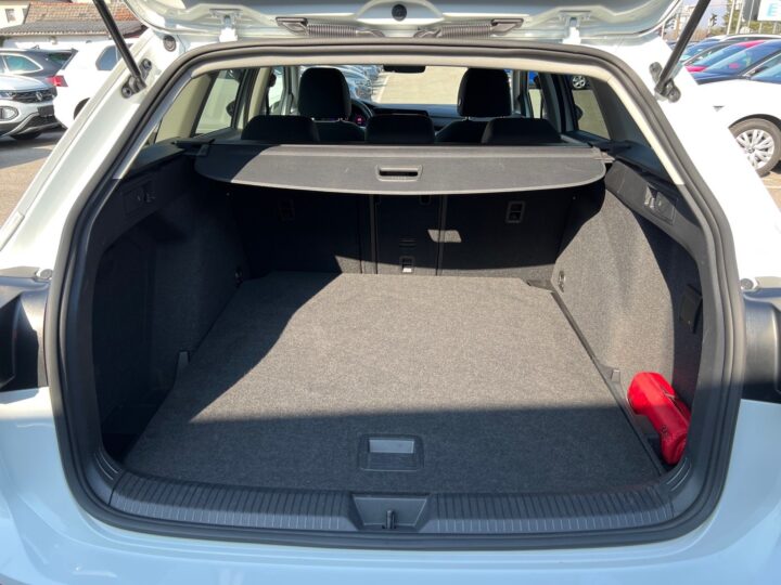 Abbildung Fahrzeugdetailansicht Volkswagen Golf Variant - Nr. 14