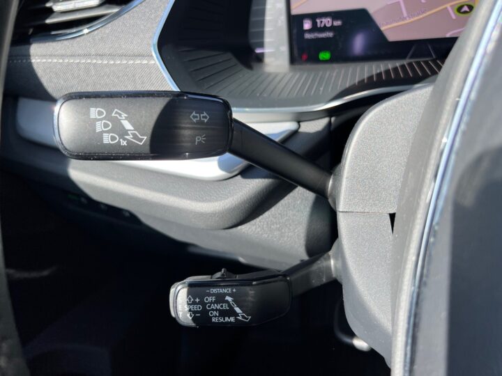 Abbildung Fahrzeugdetailansicht Skoda Octavia - Nr. 43