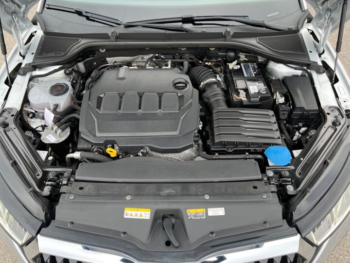 Abbildung Fahrzeugdetailansicht Skoda Octavia - Nr. 35