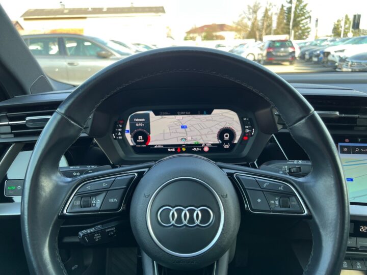 Abbildung Fahrzeugdetailansicht Audi A3 - Nr. 15