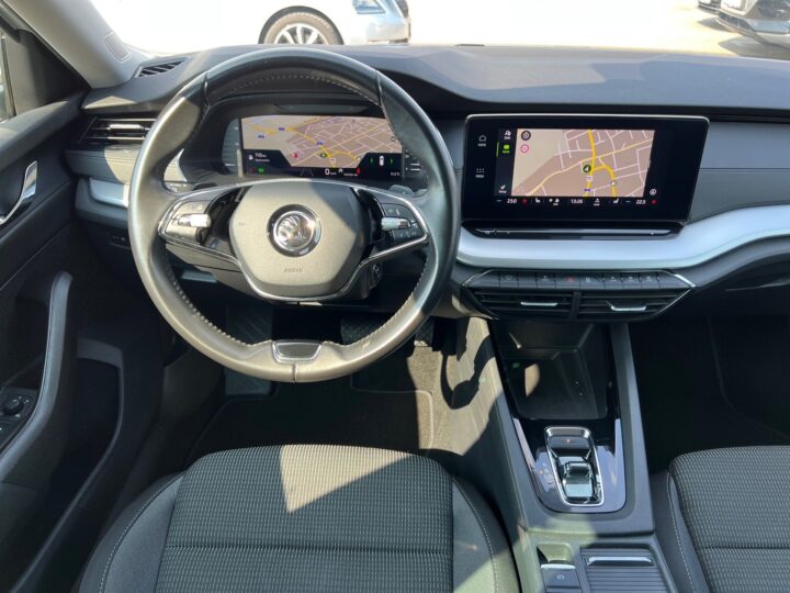 Abbildung Fahrzeugdetailansicht Skoda Octavia - Nr. 10