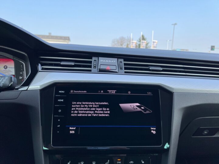 Abbildung Fahrzeugdetailansicht Volkswagen Passat Variant - Nr. 21