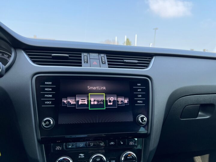 Abbildung Fahrzeugdetailansicht Skoda Octavia - Nr. 18
