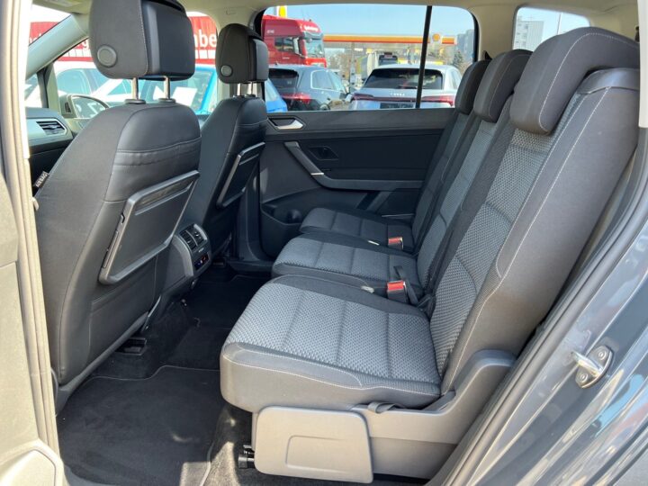 Abbildung Fahrzeugdetailansicht Volkswagen Touran - Nr. 13