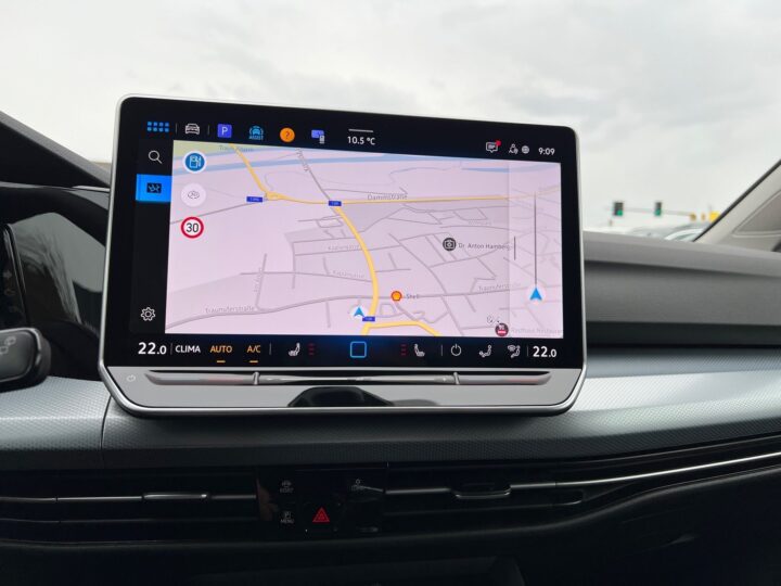 Abbildung Fahrzeugdetailansicht Volkswagen Golf - Nr. 26