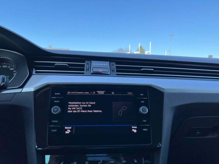 Abbildung Fahrzeugdetailansicht Volkswagen Passat Variant - Nr. 21